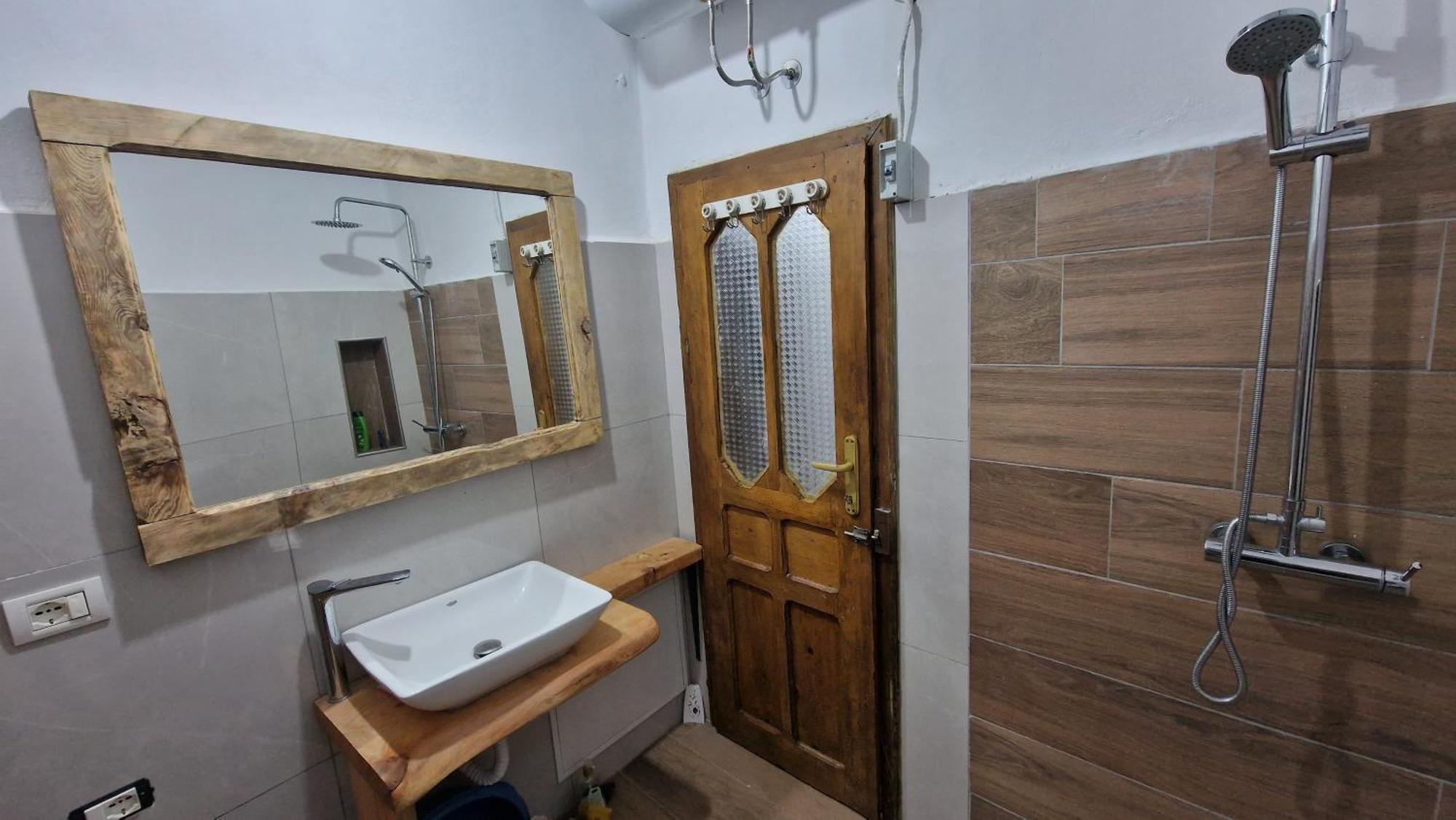 Bujtinat Skenderi Gjinar 2 Villa ภายนอก รูปภาพ